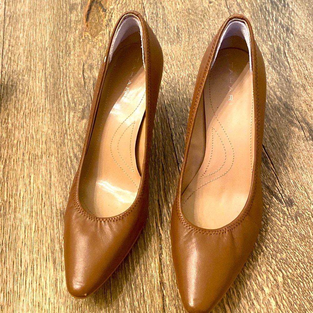 Tahari Light Brown Heels